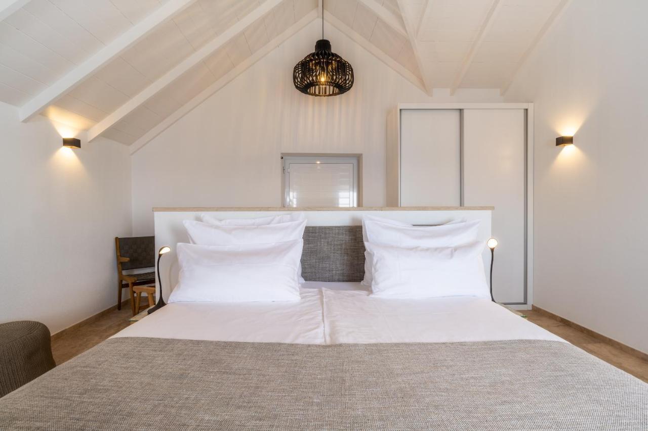 Отель Escarpa - The Madeira Hideaway Понта-ду-Сол Экстерьер фото